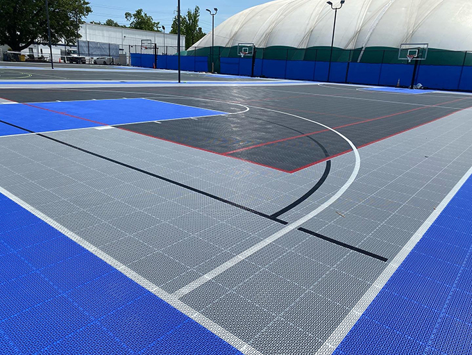 Outdoor_Courts